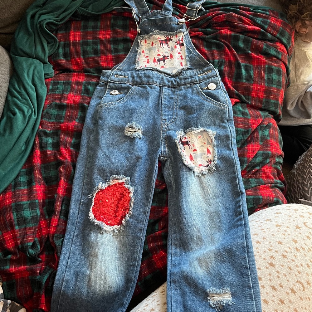 B 14     Small Shop Christmas Overalls